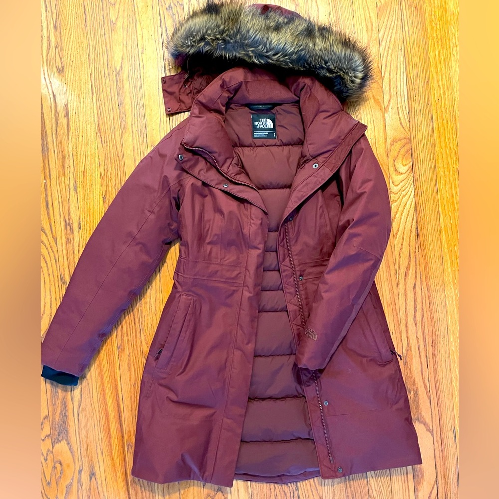 The North Face Arctic Parka to keep you warm and dry this ❄️season. ⛄️